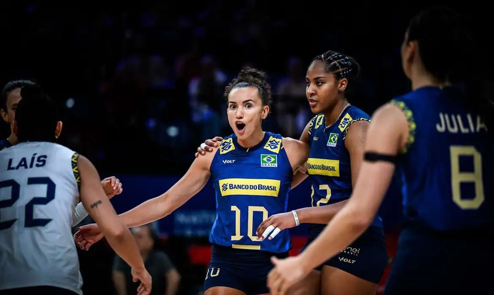Ana Cristina lidera vitória brasileira pela Liga das Nações de vôlei