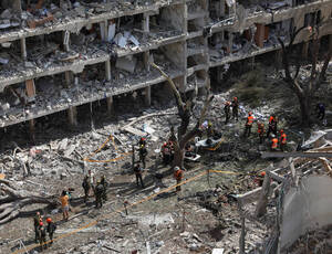 Cessar-fogo entre Israel e Irã entra em colapso horas após anúncio de Trump