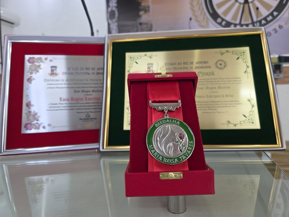 Araruama homenageia mulheres de destaque com a entrega das Medalhas Maria Rosa Tavares e Títulos Mulher Cidadã