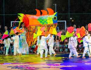  Uma festa junina cultural e sustentável: Escola Mosaico realiza evento de sustentabilidade com foco em educação ambiental e solidariedade com Bumba de Boi e capoeira 