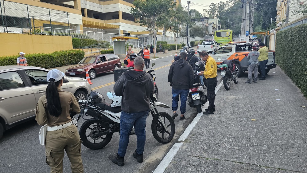 Prefeitura de Niterói realiza nova ação contra motos barulhentas no Fonseca