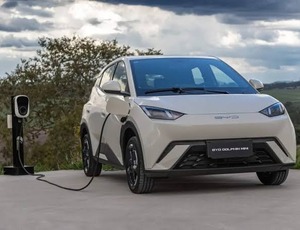 Sobe o imposto de carros elétricos e híbridos importados