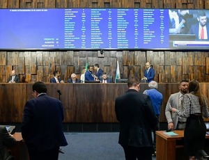 ALERJ derruba 41 dos 106 vetos do Governo do Estado a projetos de leis aprovados no Parlamento 