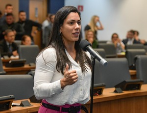 Hospitais públicos e privados terão que oferecer terapeutas ocupacionais