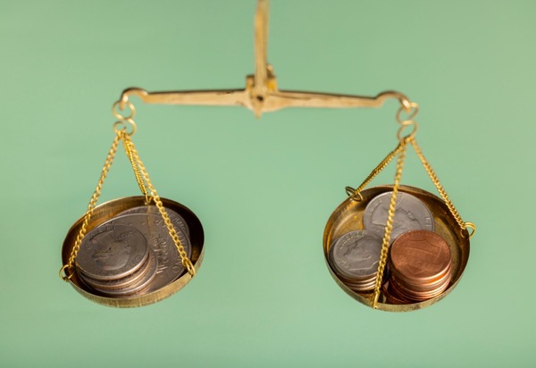 Juiz aplica lei que dispensa advogado de pagamento antecipado de custas processuais