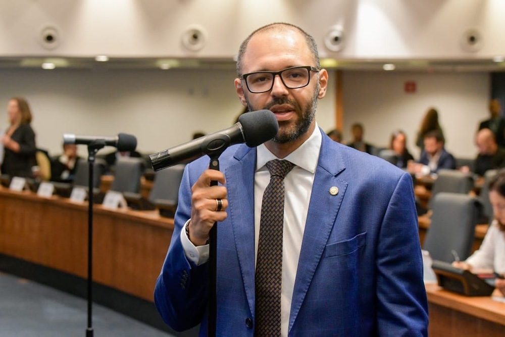 ‘iFood’: Governador sanciona lei com medida para evitar assaltos por falsos entregadores