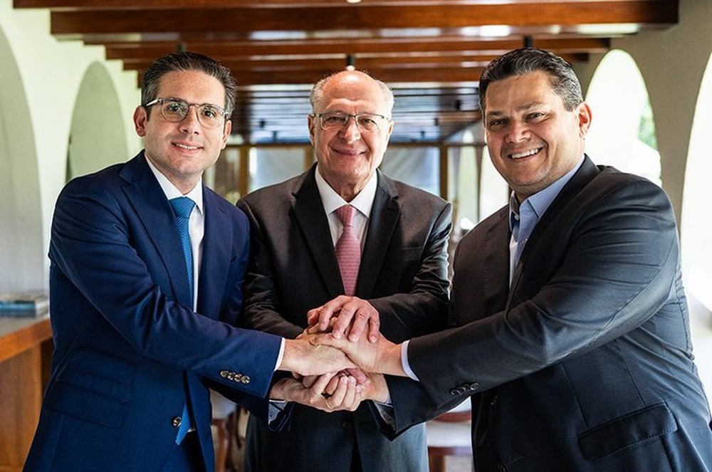 Com Alckmin, presidentes do Senado e da Câmara garantem apoio contra tarifaço