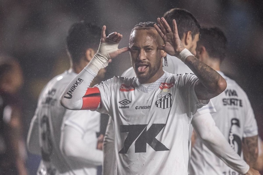 Neymar brilha e Santos vence o Flamengo por 1 a 0 na Vila Belmiro