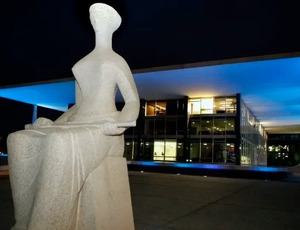 Terrorista que tentou explodir aeroporto de Brasília está foragido