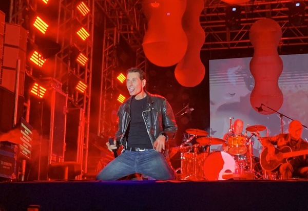 Capital Inicial fez o Sol de 30 mil pessoas brilharem