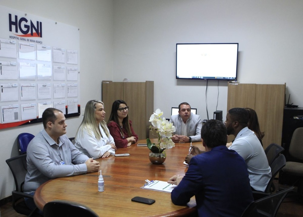 Mesmo com o tarifaço de Trump, SUS ganha elogio internacional e atrai atenção dos EUA: Consulado visita Hospital Geral de Nova Iguaçu