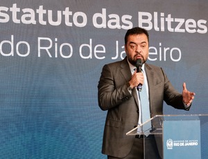 Governador Cláudio Castro sanciona estatuto que uniformiza procedimentos e orienta autoridades e agentes de trânsito em ações de fiscalização, disciplinando direitos e deveres