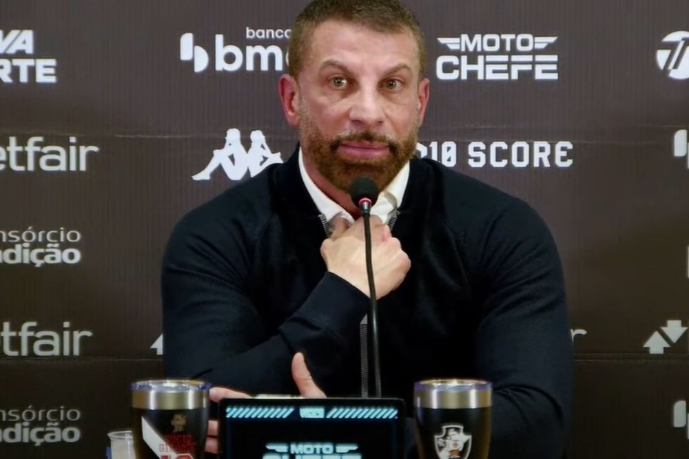 Presidente do Vasco desabafa: 'Nunca prometi jogador de alto nível'