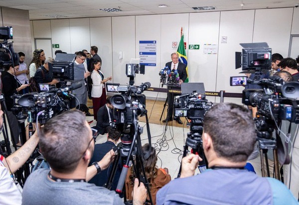 Alckmin conversa com secretário de comércio dos EUA sobre tarifa de 50%