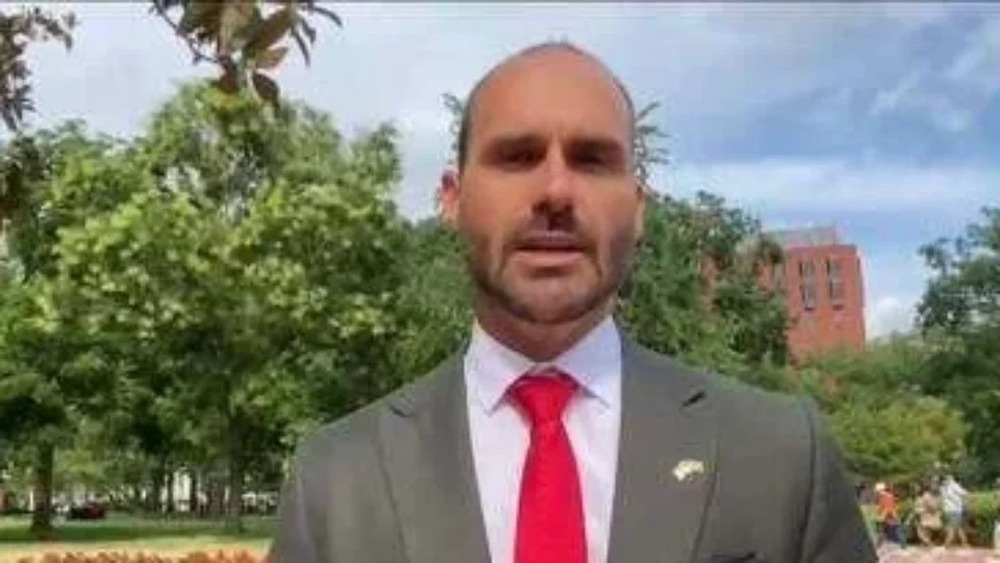 Tarifas contra o Brasil não serão adiadas, diz auxiliar de Trump