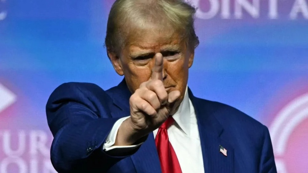 Como Trump Redefiniu o Comércio Global com Tarifas e Estratégia