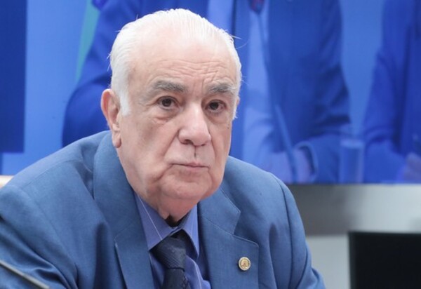 No PL, deputado não pode ter liberdade de expressão por criticar Trump: Waldemar vai expulsar o deputado Antônio Carlos Rodrigues, de São Paulo