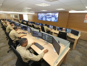 Prefeito Rodrigo Neves vai acionar seguradoras para reduzir preços dos seguros de veículos