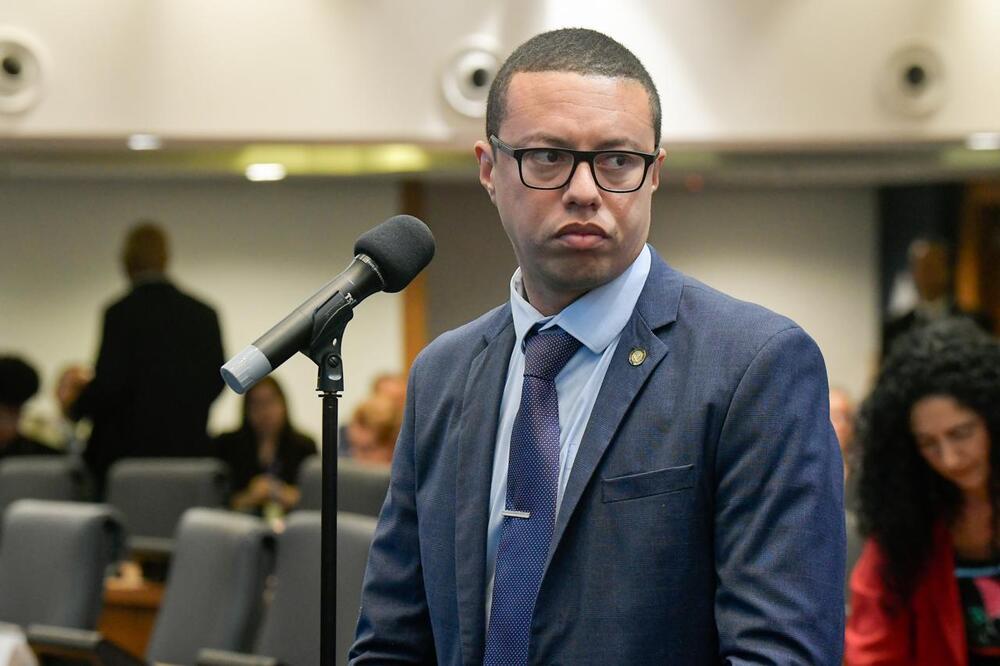 Deputado é alvo de ameaças de morte e aciona autoridades estaduais para investigar o caso