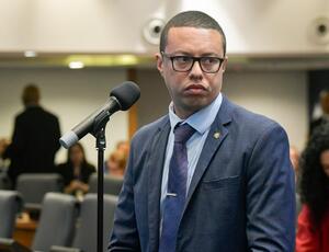 Deputado é alvo de ameaças de morte e aciona autoridades estaduais para investigar o caso