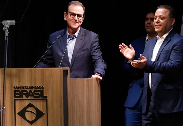 Paes e Rodrigo Neves vão ao campo adversário, no Paraguai, para defender a candidatura Rio-Niterói ao Pan 2031