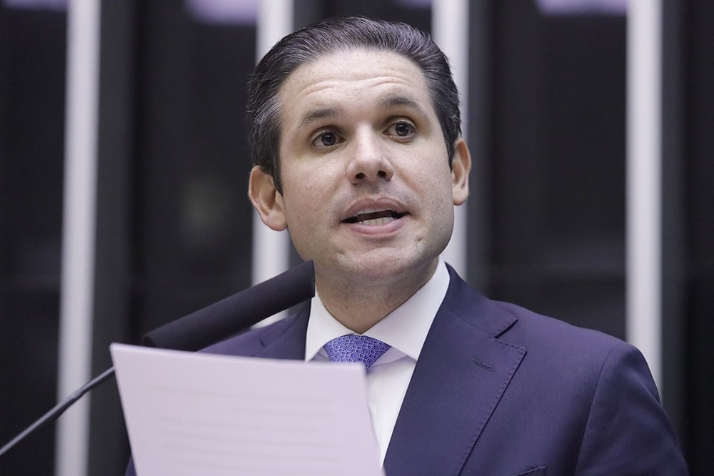 Câmara dos Deputados: Hugo Motta sugere afastamento de parlamentares após motim no Congresso