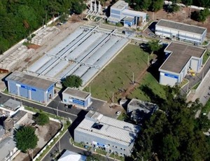 Iguá despeja esgoto in natura no mar da Barra há 3 anos, revela relatório