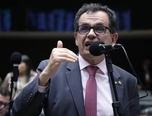 Reimont aciona PGR contra influenciador acusado de exploração sexual infantil