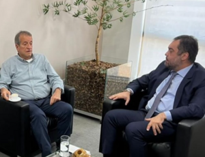 Castro permanece no PL e bastidores especulam sobre troca estratégica: Senado por apoio ao sucessor