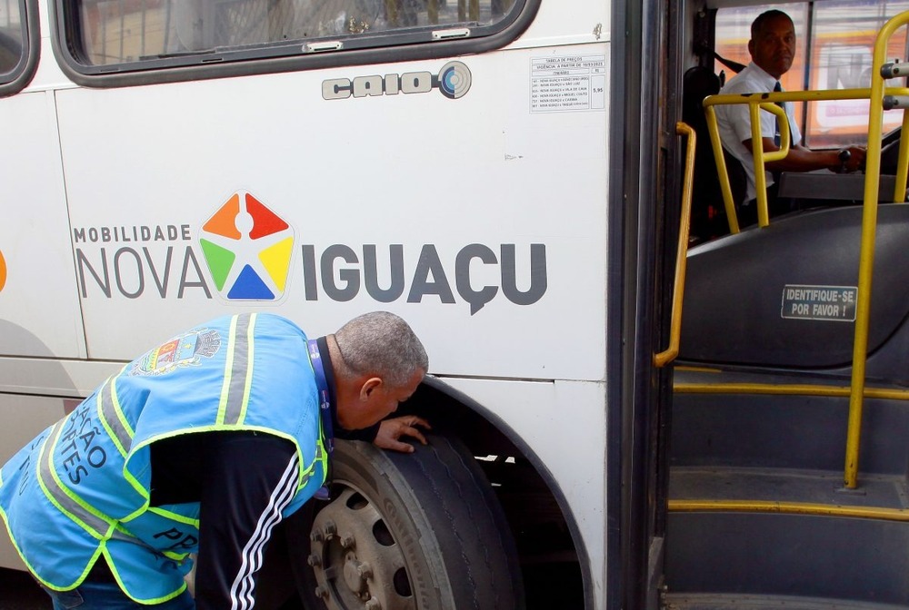 Prefeitura de Nova Iguaçu realiza fiscalizações em linhas de ônibus municipais