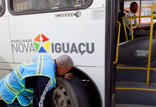 Prefeitura de Nova Iguaçu realiza fiscalizações em linhas de ônibus municipais