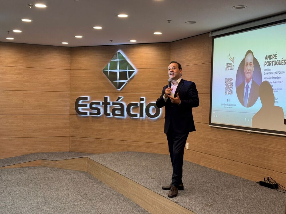 Presidente da Miguel Pereira Tur destaca projetos sociais e cinematográficos em evento da ANB