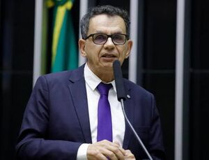 Câmara inaugura exposição sobre resistência da população em situação de rua