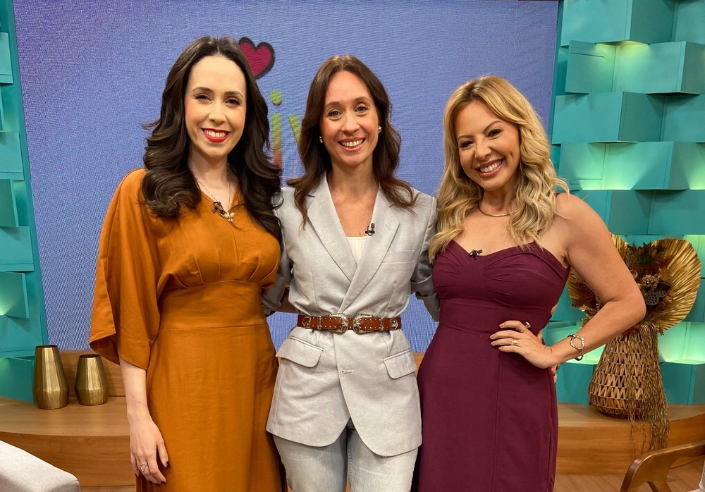Programa Viva a Tarde recebe Vanessa Moura para falar sobre elegância atemporal