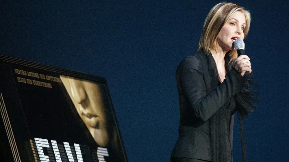 Priscilla Presley é acusada de desligar aparelhos de Lisa Marie para assumir herança de Elvis