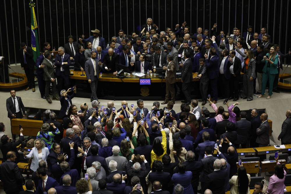 Projeto de punição a invasões no plenário da Câmara