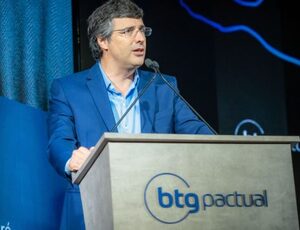 Investir no Brasil pode ser lucrativo, afirma André Esteves