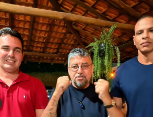 Prefeito de Maricá, conhecido por defender Che Guevara e Fidel Castro, agora diz que 'direita e esquerda é babaquice' e insinua que vai ensinar a família Garotinho a não desperdiçar royalties