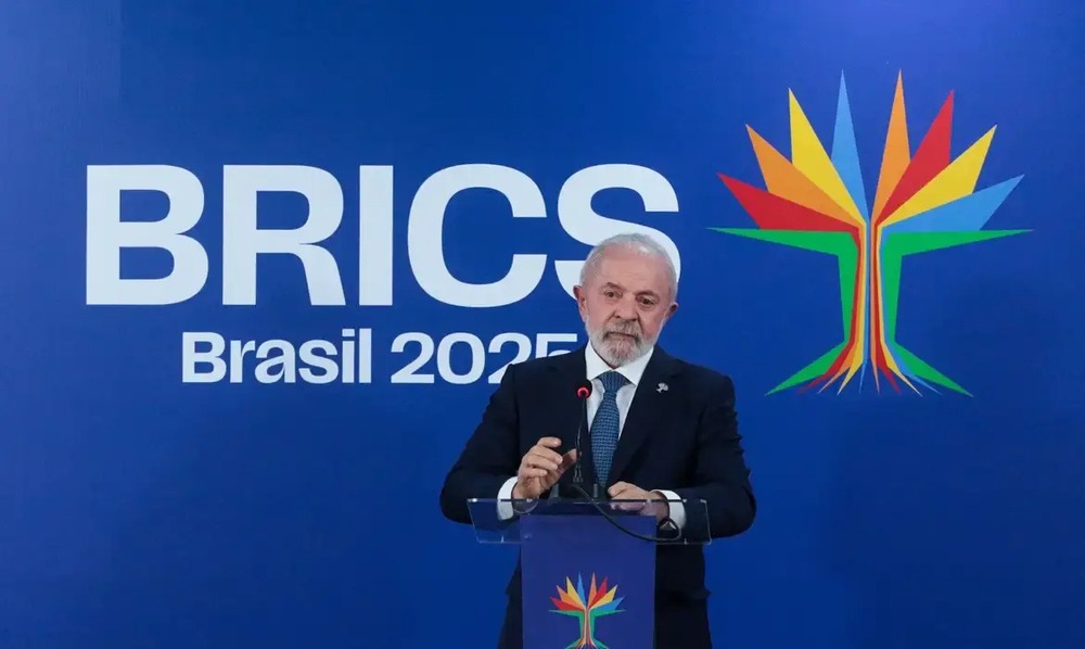Lula articula reunião extraordinária dos Brics contra tarifas dos EUA