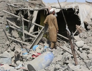 Terremoto no Afeganistão deixa mais de 800 mortos e 2.800 feridos