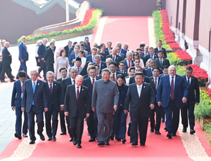 Xi Jinping reforça poder militar em desfile com Putin e Kim em Pequim