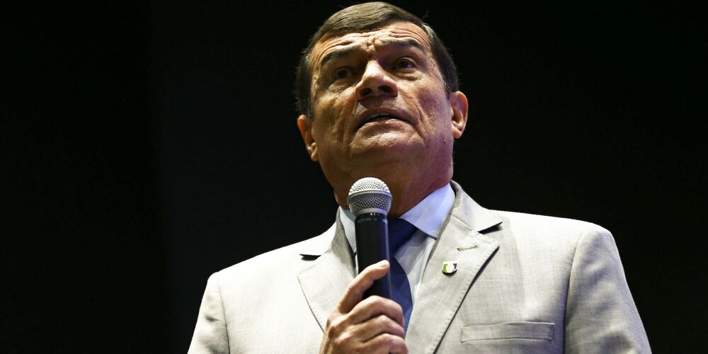 Defesa de General Paulo Sérgio coloca Bolsonaro no centro da suposta trama golpista e irrita seus aliados