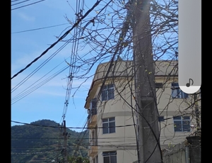 Muriqui está sem luz faz mais de 11hs. Idosos e comerciantes são os mais prejudicados 