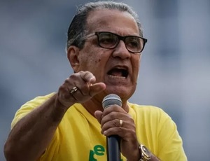 Nos cultos, Malafaia usa Bíblia para transformar investigação em provação divina