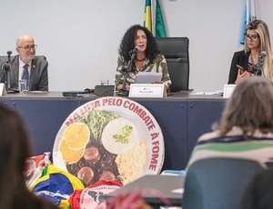 Marina do MST revela números alarmantes da insegurança alimentar que atinge 21% dos fluminenses