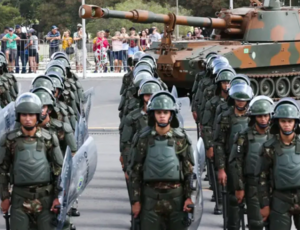 Forças Armadas vão respeitar veredito do STF sobre golpe, diz Múcio