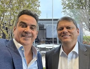 O candidato de Ciro Nogueira é o Tarcísio, ao dizer em entrevista que Bolsonaro não aguentaria ficar na cadeia por estar muito doente, logo, nem aguentaria ser candidato a presidente, diz Reinaldo Azevedo