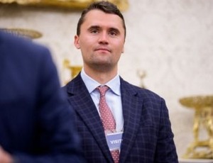 Líder da direita assassinado: a morte brutal de Charlie Kirk mergulha os EUA em luto e incerteza