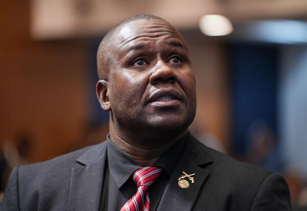 Mulheres vítimas de violência ganham isenção de taxa em concursos públicos