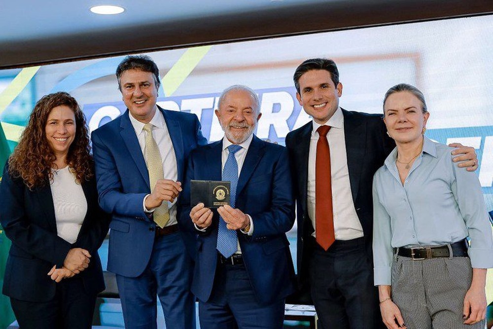 Presidente Lula sanciona lei que cria a Carteira Nacional Docente do Brasil